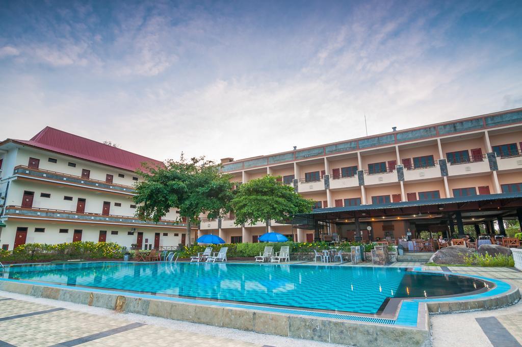 Bintan Agro Beach Resort & Spa Teluk Bakau Kültér fotó